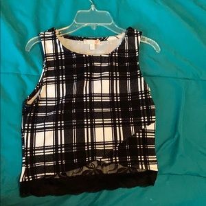 Gianni Bini (midriff shirt)